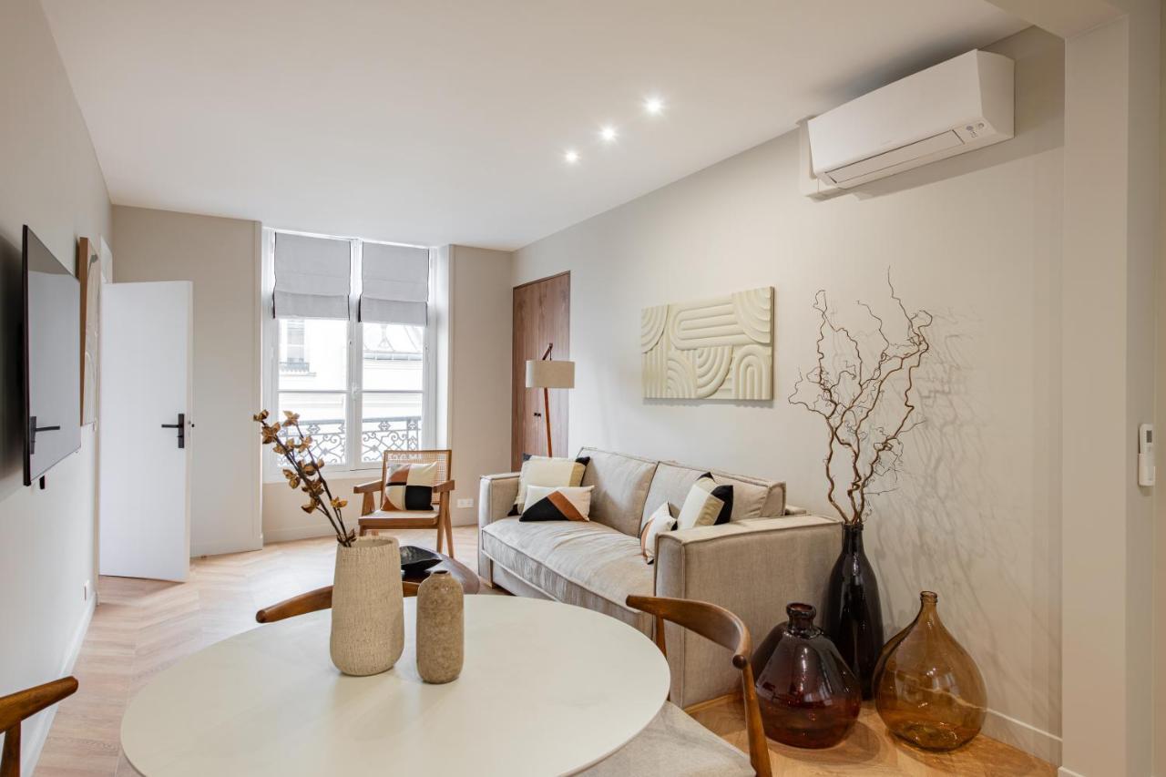 The New Suites, Paris Centre Экстерьер фото