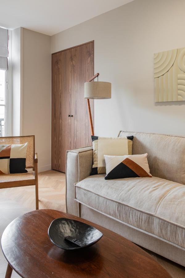 The New Suites, Paris Centre Экстерьер фото