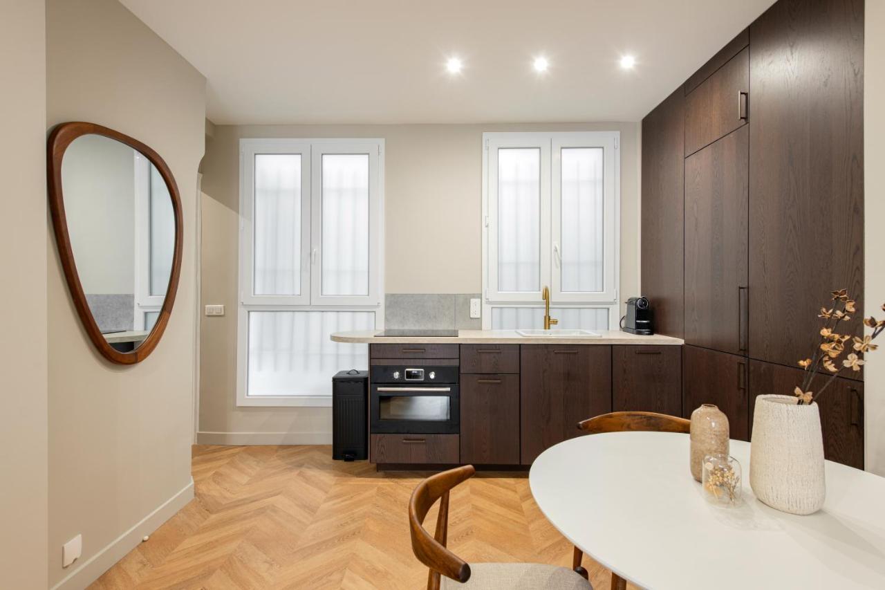 The New Suites, Paris Centre Экстерьер фото